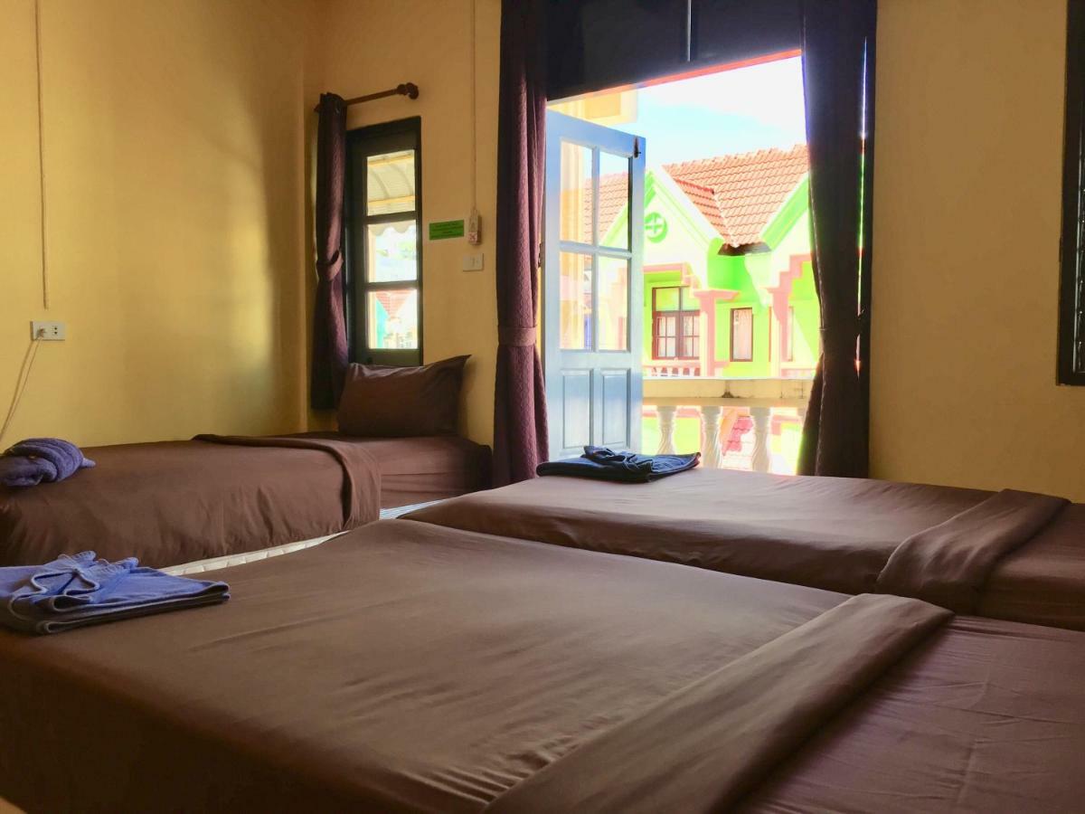 Andaman Place Guesthouse Patong Eksteriør bilde