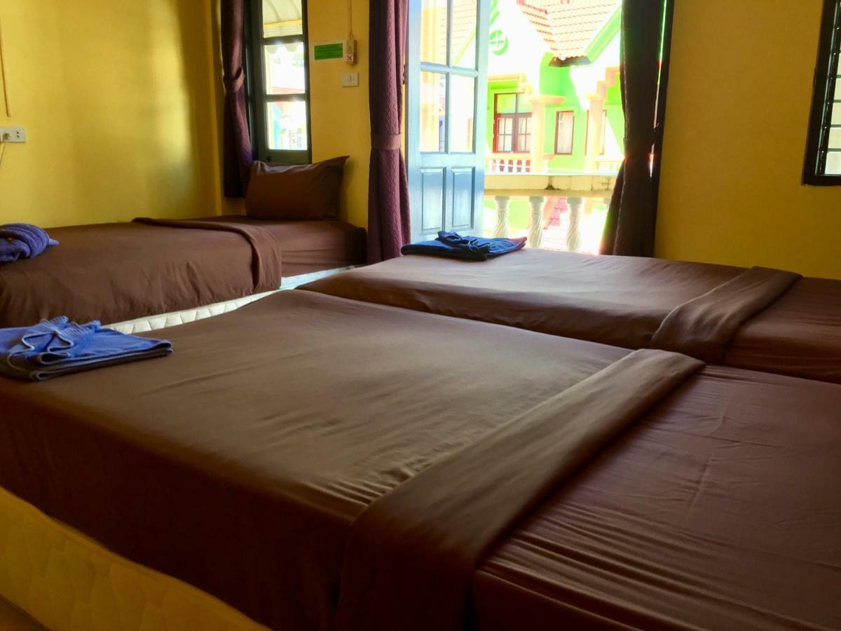 Andaman Place Guesthouse Patong Eksteriør bilde